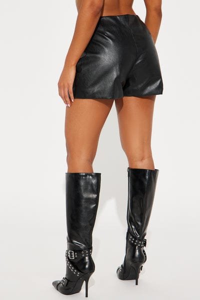 Vixen PU Leather Skort - Image 3